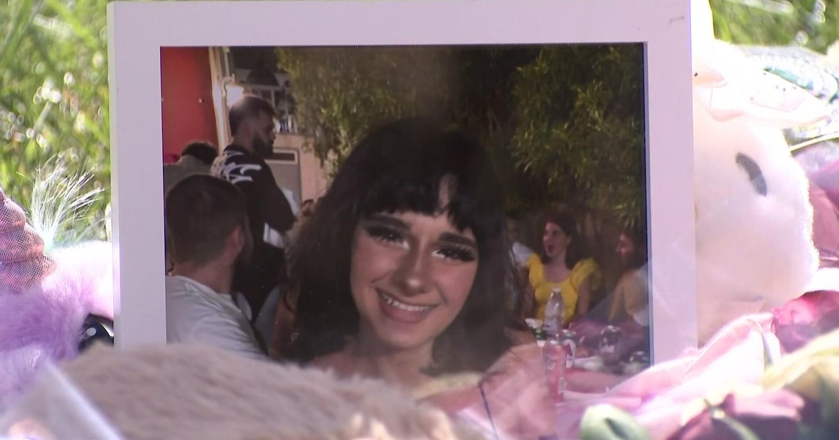 Maria Niotis, 1 of 2 teen girls killed in Cranford, N.J. hit-and-run, laid to rest at funeral