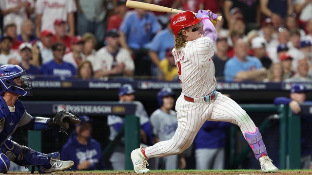 Division Series - Los Angeles Dodgers v Philadelphia Phillies - Game One 