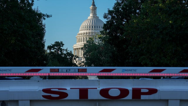 White House Threatens To Not Pay Workers Furloughed By Shutdown 