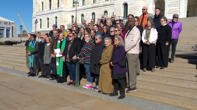 12p-vo-clergy-letter-wcco8wvz.jpg 