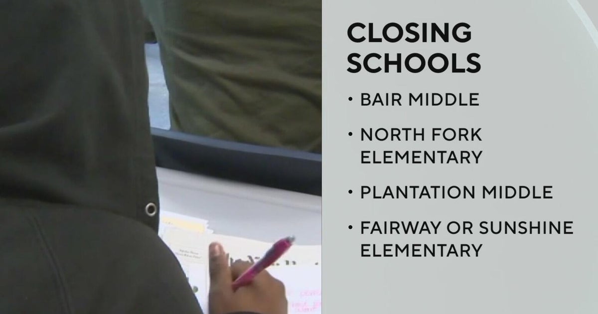 Broward County school board members approve proposal to close at least 4 schools