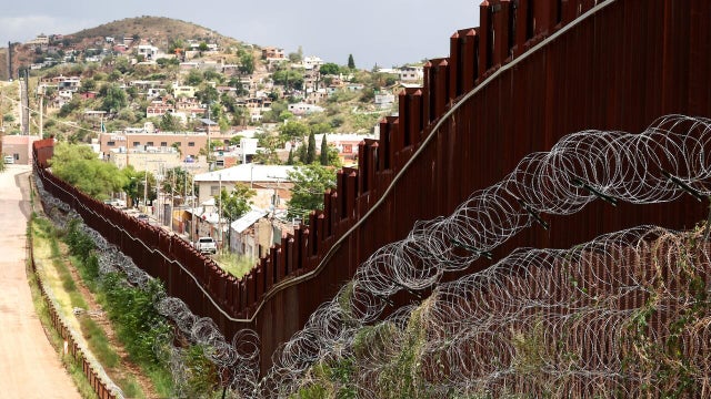 US-MEXICO-BORDER-IMMIGRATION