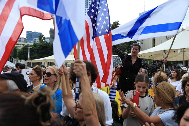 Israelis React To News Of Gaza Peace Deal 