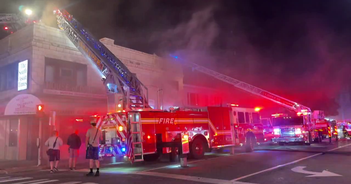 Fire burns through several businesses in Hicksville, N.Y. overnight