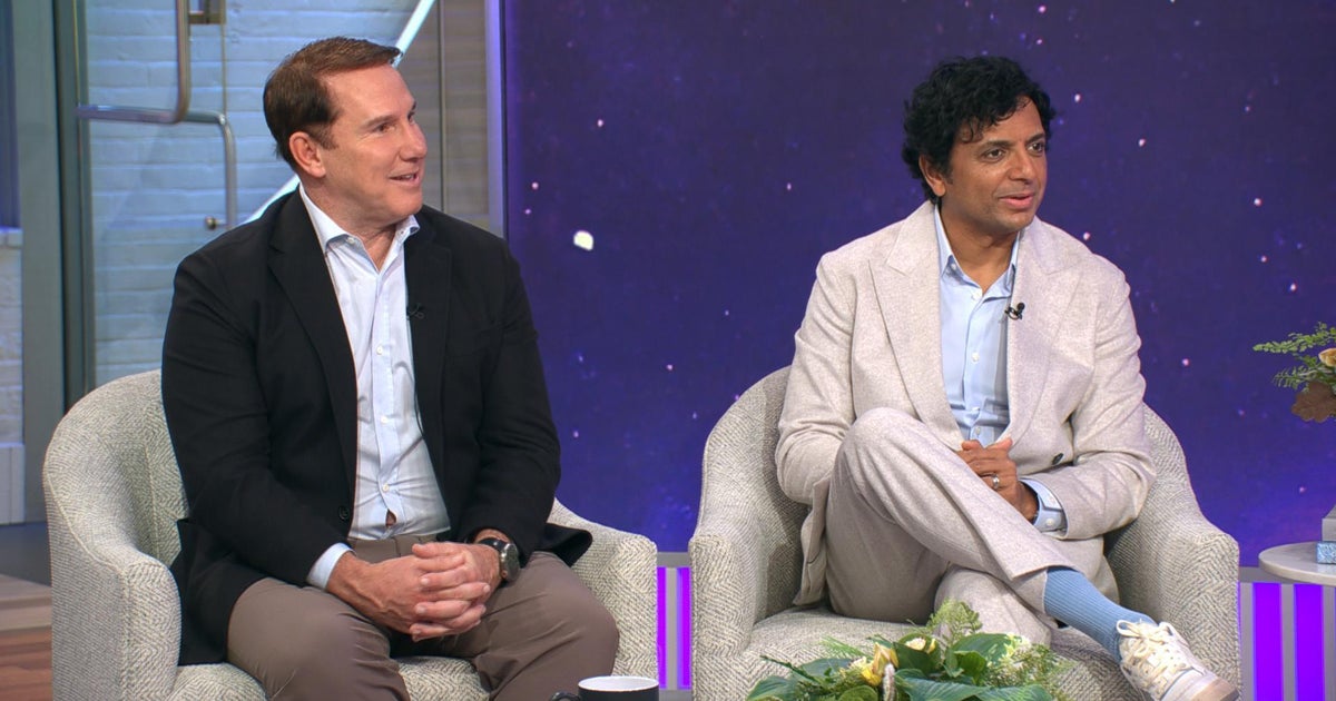 Sparks Fly: Nicholas Sparks and M. Night Shyamalan Unite for "Remain"