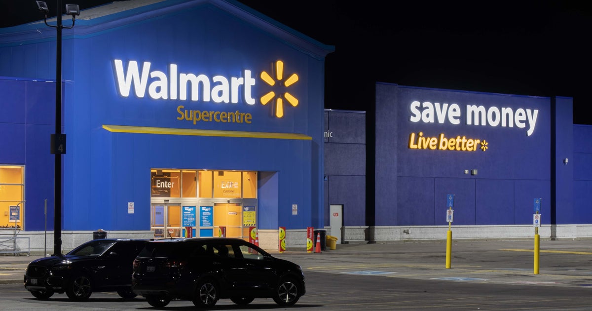 Naked Florida man chases Walmart workers, found