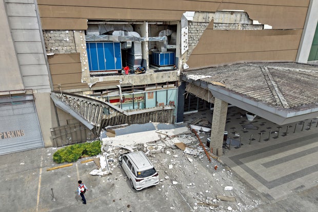 PHILIPPINES-EARTHQUAKE-TSUNAMI 