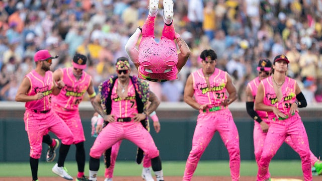 The Savannah Bananas v The Party Animals 