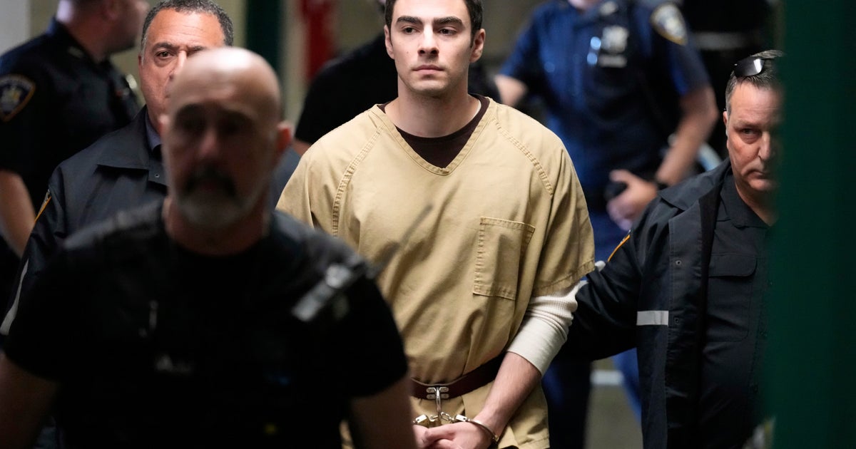 Luigi Mangione’s lawyers seek dismissal of federal charges in UnitedHealthcare CEO assassination