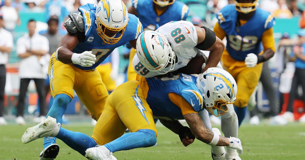 Miami Dolphins defeated at home by Los Angeles Chargers 29-27