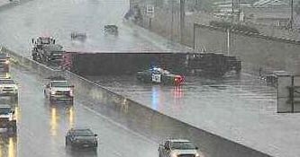 Anaheim 91 Freeway westbound lanes blocked by overturned big rig - CBS ...