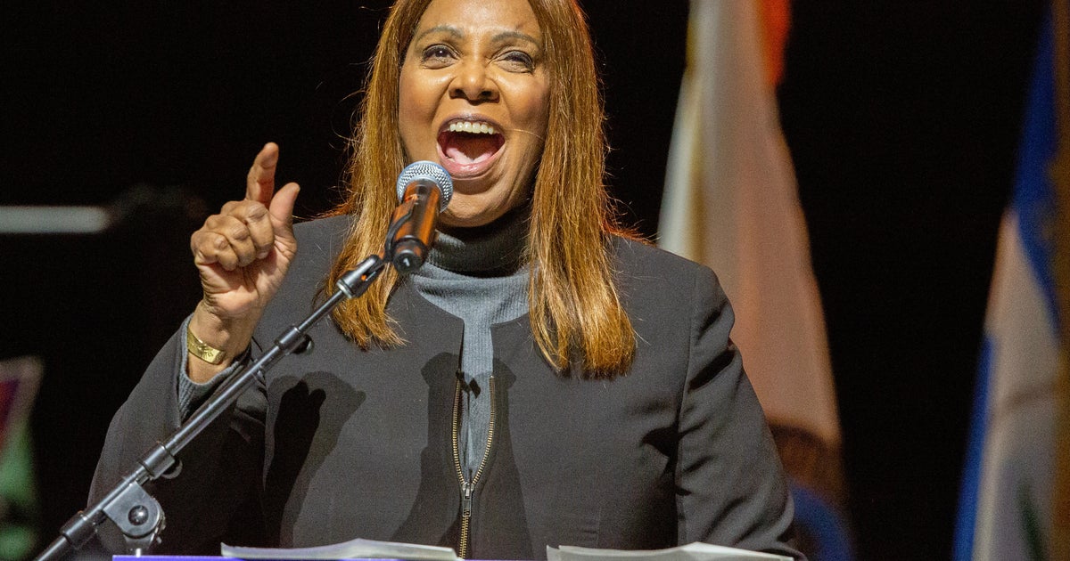 New York AG Letitia James gets standing ovation at Mamdani rally in 1...
