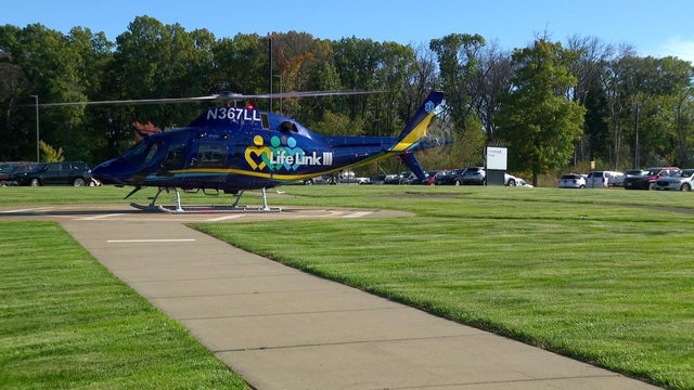 10p-pkg-vo-fairview-ecmo-helicopter-program-wcco8ybb-1.jpg 