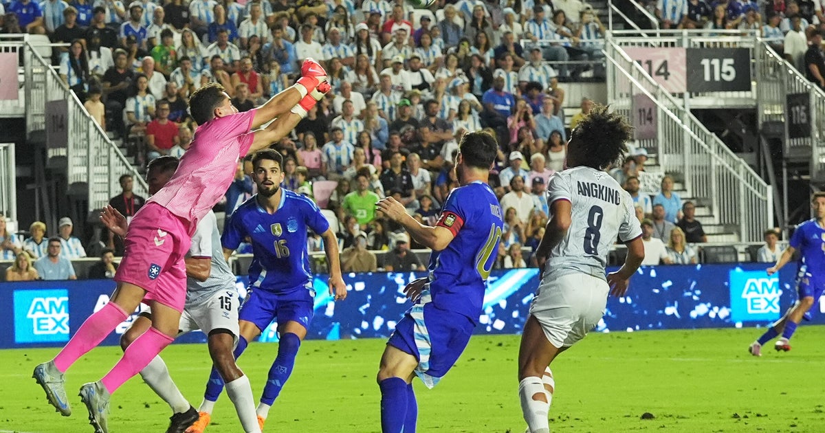 Messi’s 2 assists helps Argentina beat Puerto Rico 6-0 in relocated soccer friendly