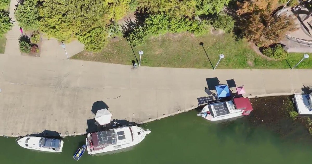 Pittsburgh buying Riverfront Park for  in effort to crack down on moored boats