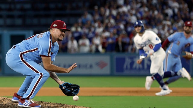 Division Series - Philadelphia Phillies v Los Angeles Dodgers - Game Four 