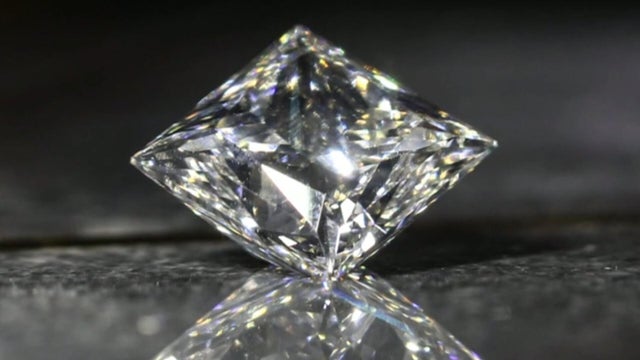 cbsn-fusion-are-lab-grown-diamonds-changing-the-jewelry-industry-thumbnail.jpg 