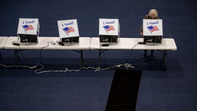 TOPSHOT-US-VOTE-POLITICS-PRIMARY 