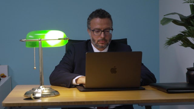 Erez Reuveni 