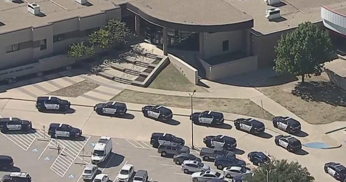 Lockdown lifted at Sam Houston High School in Arlington; 2 students ...