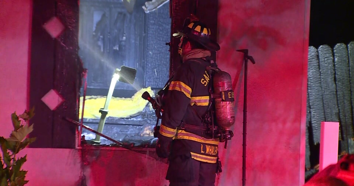 North Sacramento family saved by smoke alarms after early morning fire, firefighters say