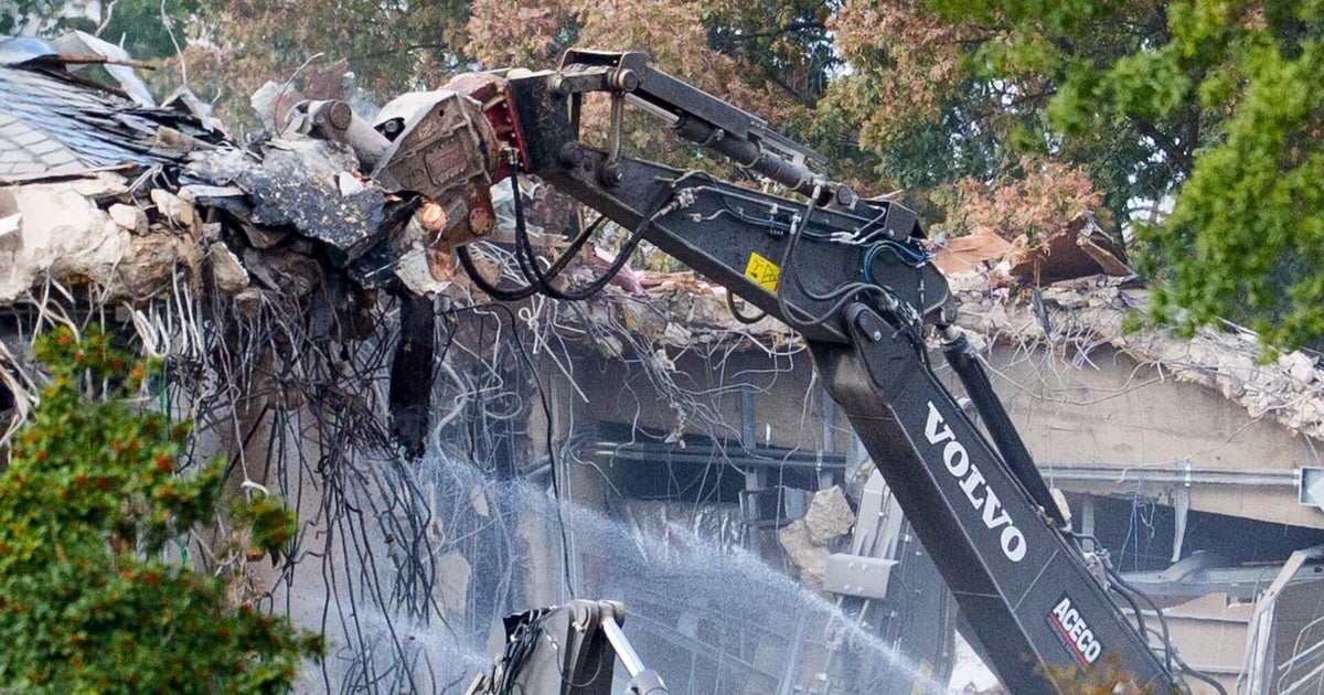 Trump #39 s White House demolition for ballroom sparks backlash CBS News Trump #39 s White House demolition for ballroom sparks backlash CBS News