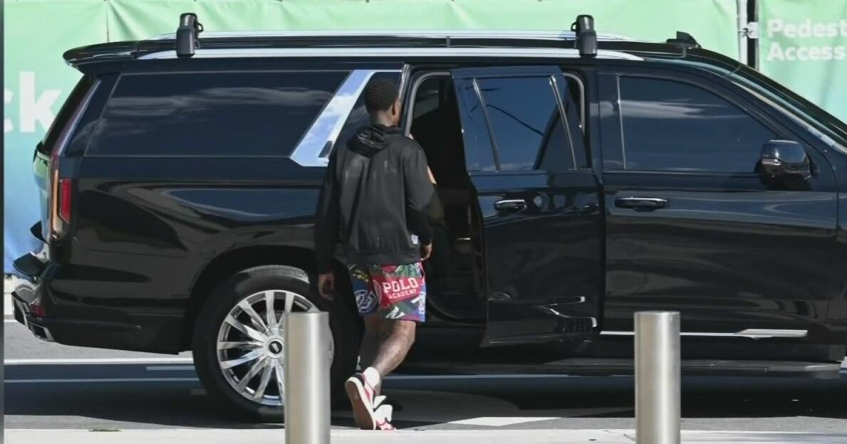 Terry Rozier walks out of jail after posting $6 million bond - CBS Miami