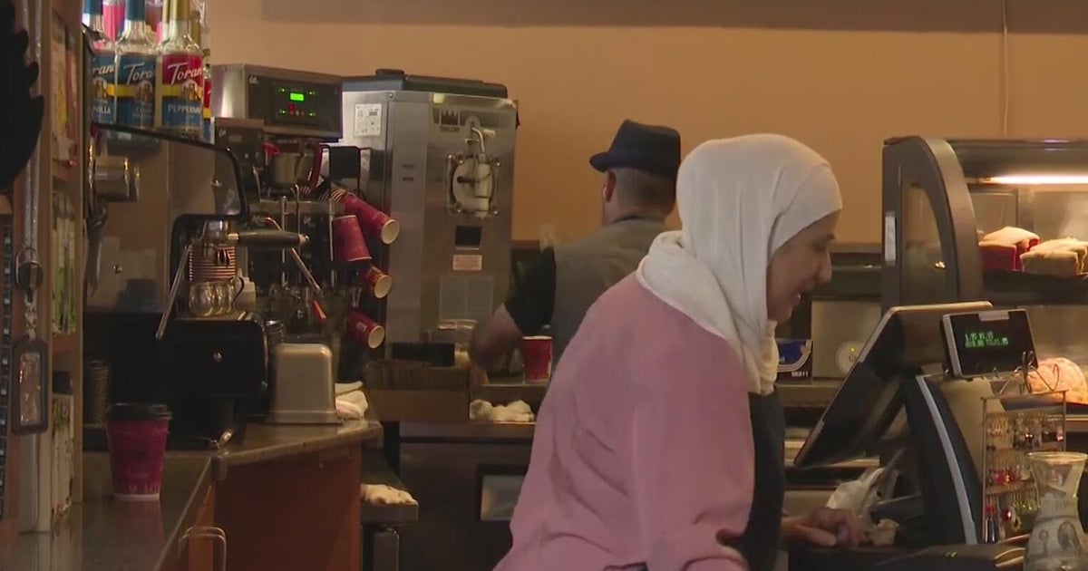 Oakland small business feeling pinch from federal government shutdown