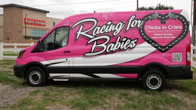 en-chicks-in-crisis-kayla-10pm-pkg.jpg