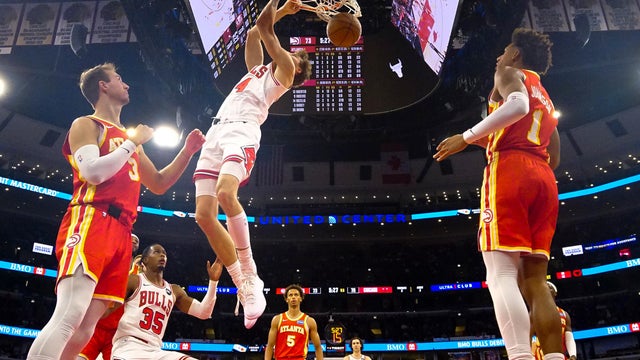 Hawks Bulls Basketball