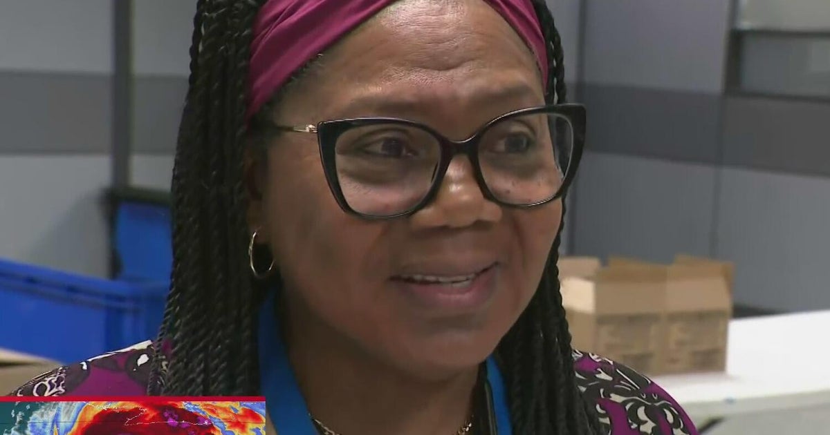 South Florida Jamaican families eager to help, hoping loved ones are safe as Hurricane Melissa slams island South Florida Jamaican families eager to help, hoping loved ones are safe as Hurricane Melissa slams island