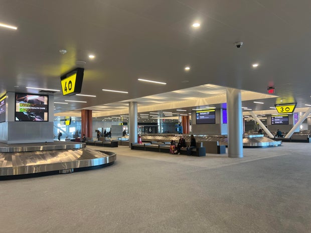 kdka-pittsburgh-international-airport-terminal-baggage-claim.jpg 