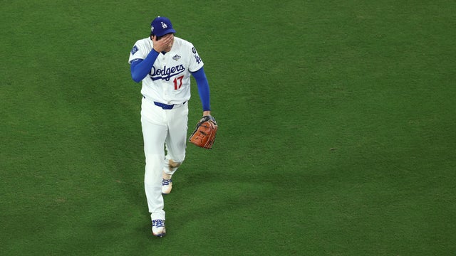 World Series - Toronto Blue Jays v Los Angeles Dodgers - Game Four 