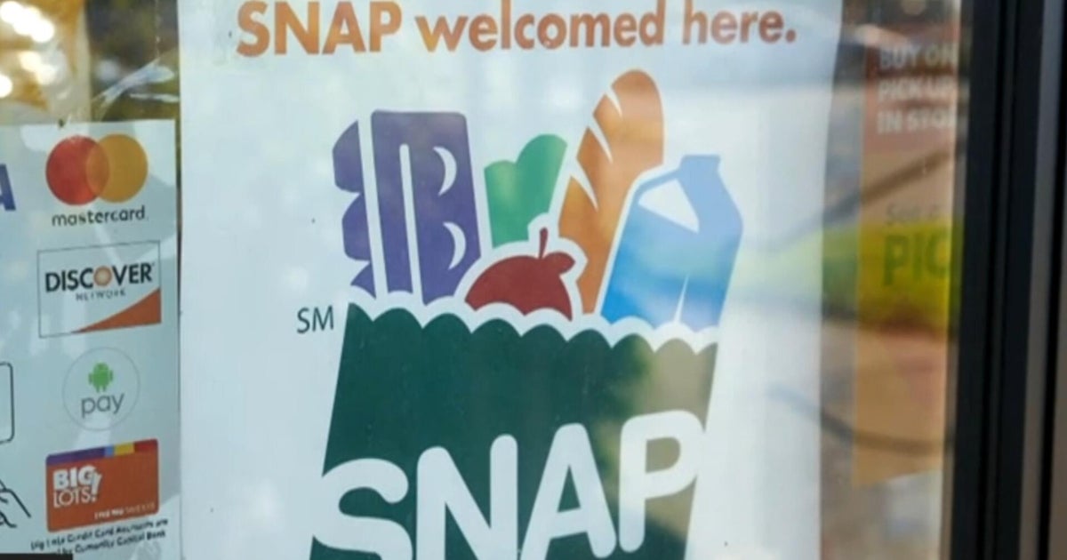 How a SNAP funding lapse will affect Americans