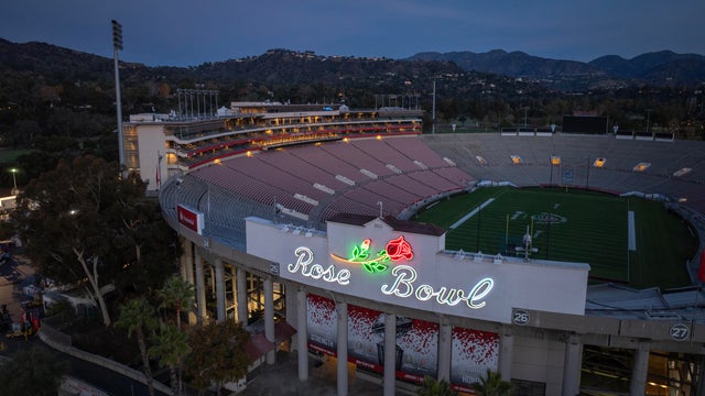 Pasadena Prepares For The Rose Bowl