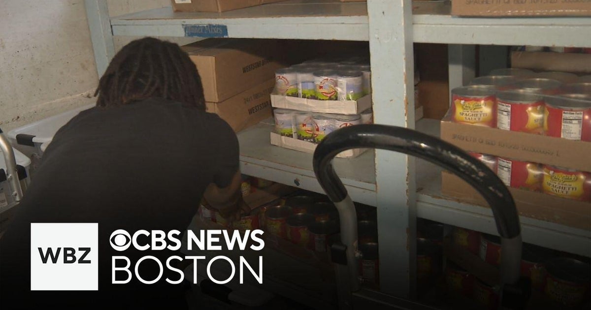 Government Shutdown Spurs Food Pantry Demand Surge
