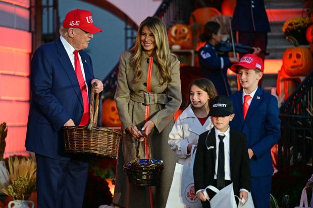 US-POLITICS-TRADITION-TRUMP-HALLOWEEN