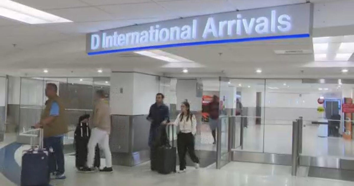 Caribbean travelers returning to South Florida detail riding out Hurricane Melissa, journey out of Jamaica: