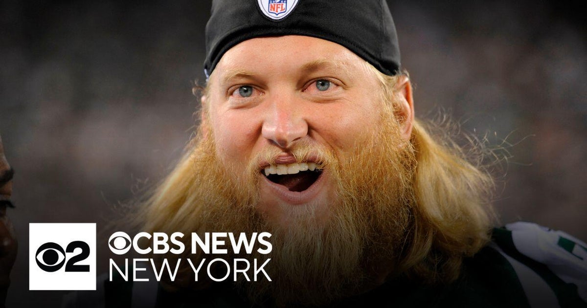 Funeral for Jets legend Nick Mangold held in New Jersey - CBS New York