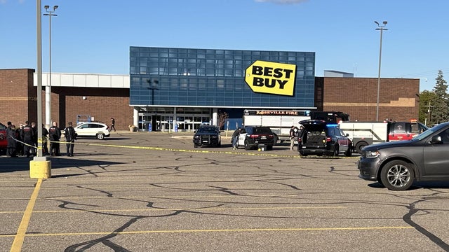 bodies-found-outside-roseville-best-buy.jpg 