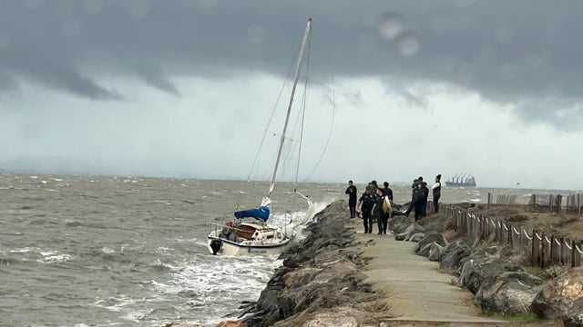 Submerged boat at Encial boat ramp in Alameda 