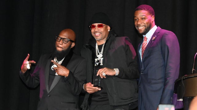 Allen Iverson Receives an Icon Award from WTC Philadelphia 
