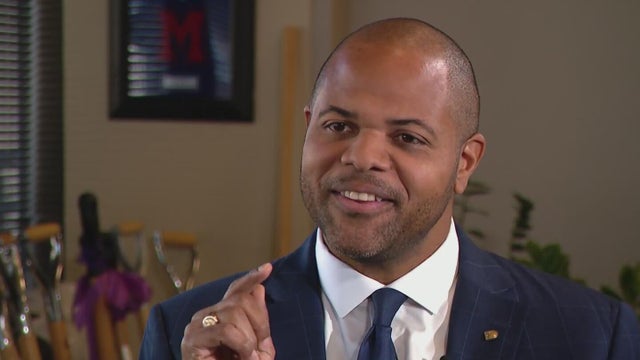 Dallas mayor Eric Johnson 