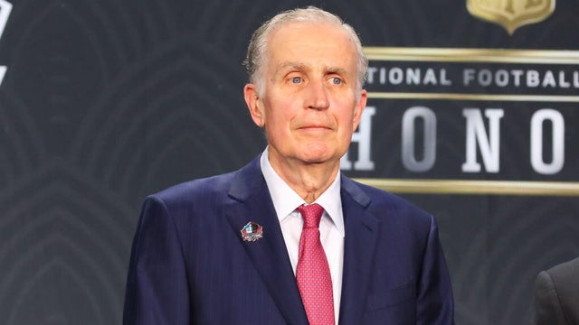 NFL: FEB 01 NFL Honors Hall of Fame 