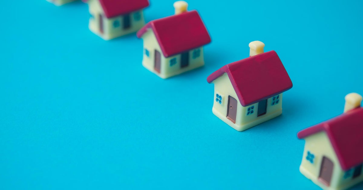 Тъй като празничният сезон трябва да започне официално по късно този