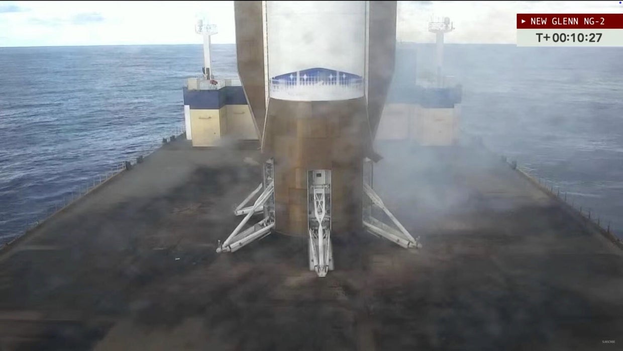 Blue Origin launches twin NASA Mars probes in second flight of New ...