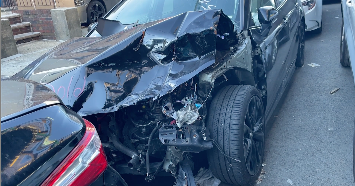 Parking and traffic laws along busy Brooklyn street are not being enforced, locals say