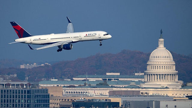FAA Reduces Flights During Shutdown 