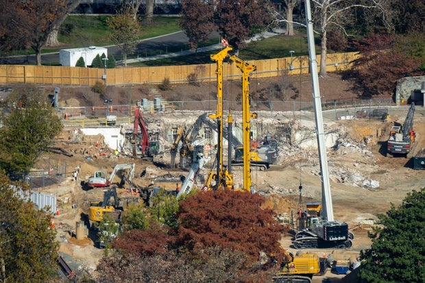 Construction Continues On East Side Of White House Complex