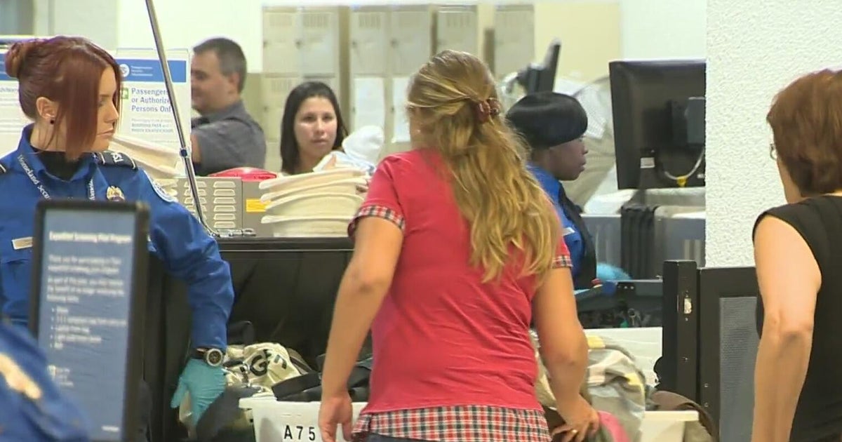 CBS News Miami’s Ted Scouten reports on flight cancellations while stranded in Chicago
